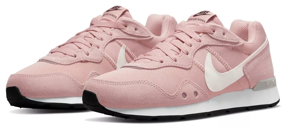WMNS NIKE VENTURE RUNNER
