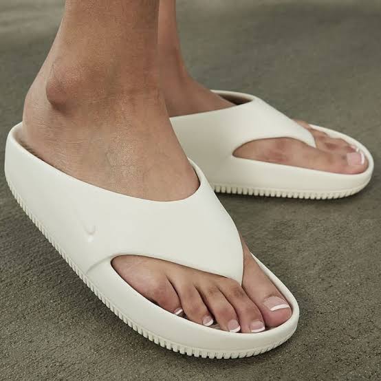 W NIKE CALM FLIP FLOP